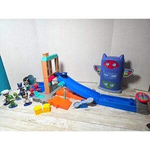 PJ Masks Interactive Control Center Headquarter Die Cast Track Set w/ 9 Figs